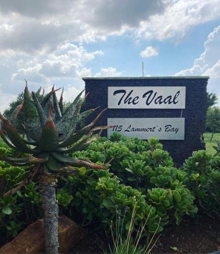 Metsimaholo House | The Vaal Guesthouse