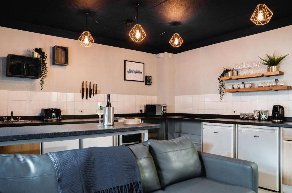 Honley Hotel | The Venue Serviced Apartments