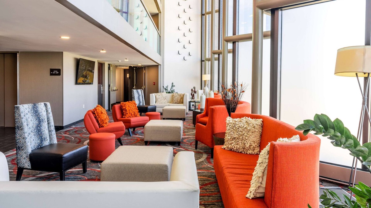 Natick Hotel | The Verve Hotel Boston Natick, Tapestry Collection by Hilton