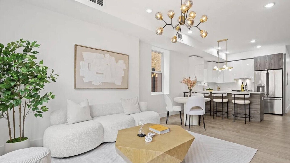 The Heights Apartment | The View – 20 Min to NYC