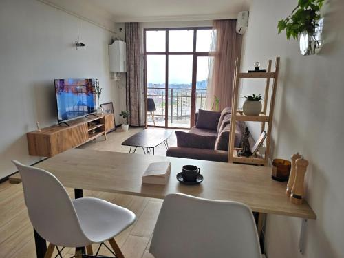 Nor-Nork Apartment | The View
