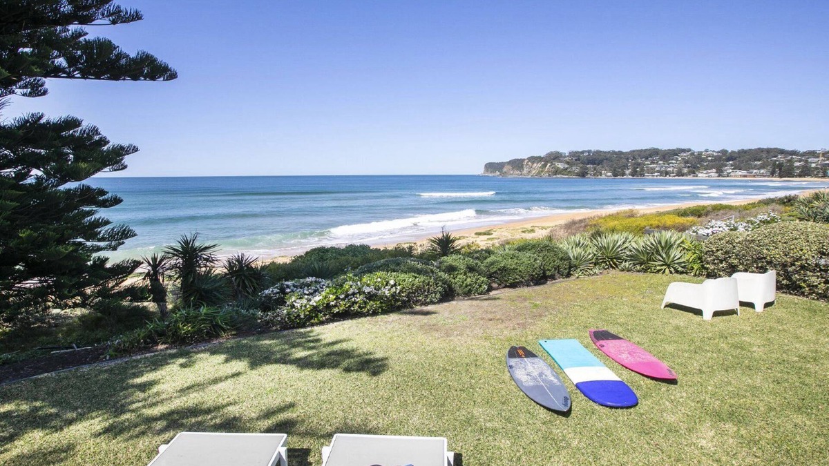 North Avoca House | The View at North Avoca - Large and Roomy Family Beachfront House