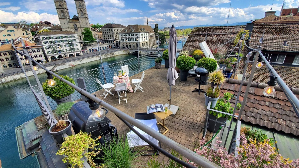 Hochschulen House | THE VIEW miracle penthouse riverside