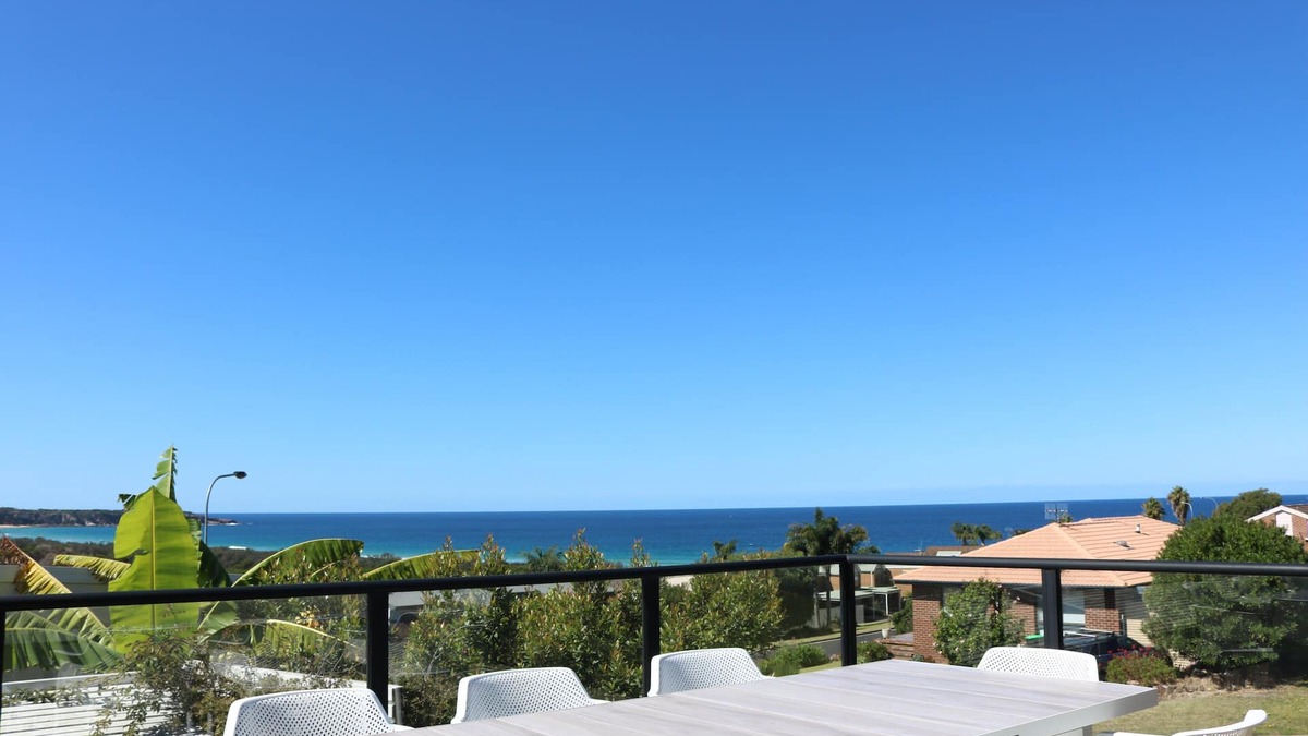 Tura Beach Cabin | The Views - 3 bedroom Tura Beach