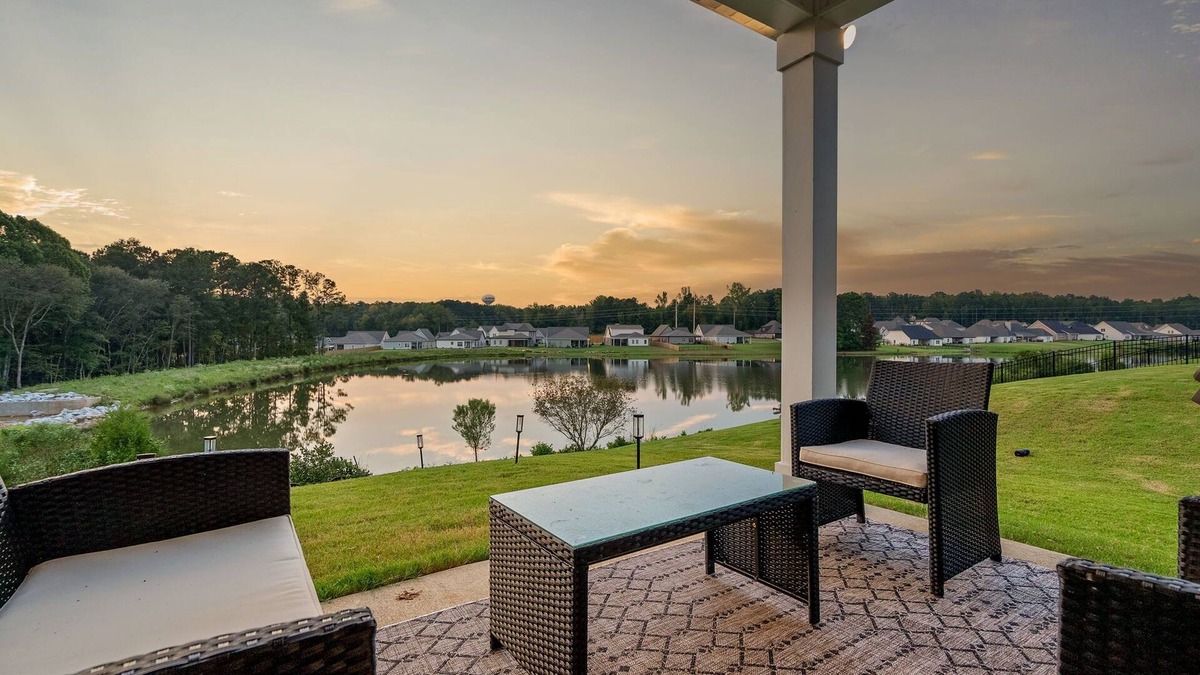 Auburn - Opelika House | The Villa at Farmville Lakes