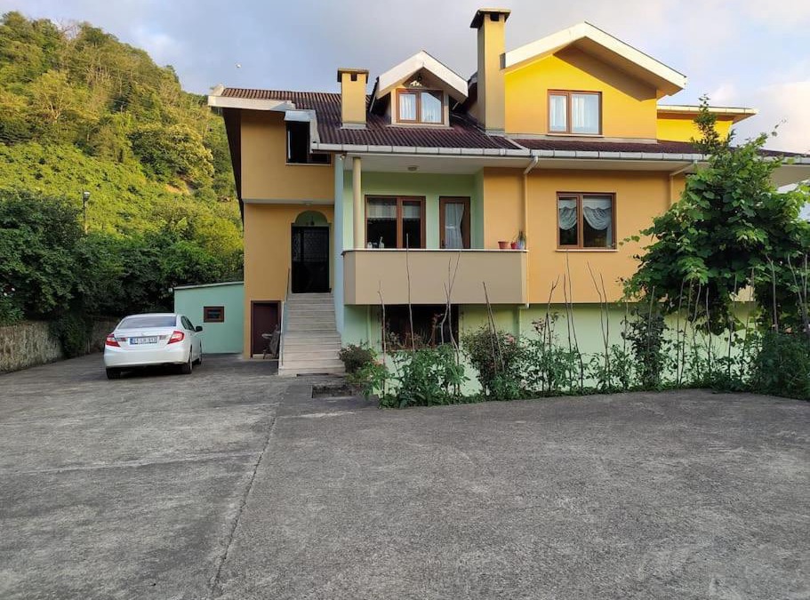 Yomra Villa | The villa in green nature.