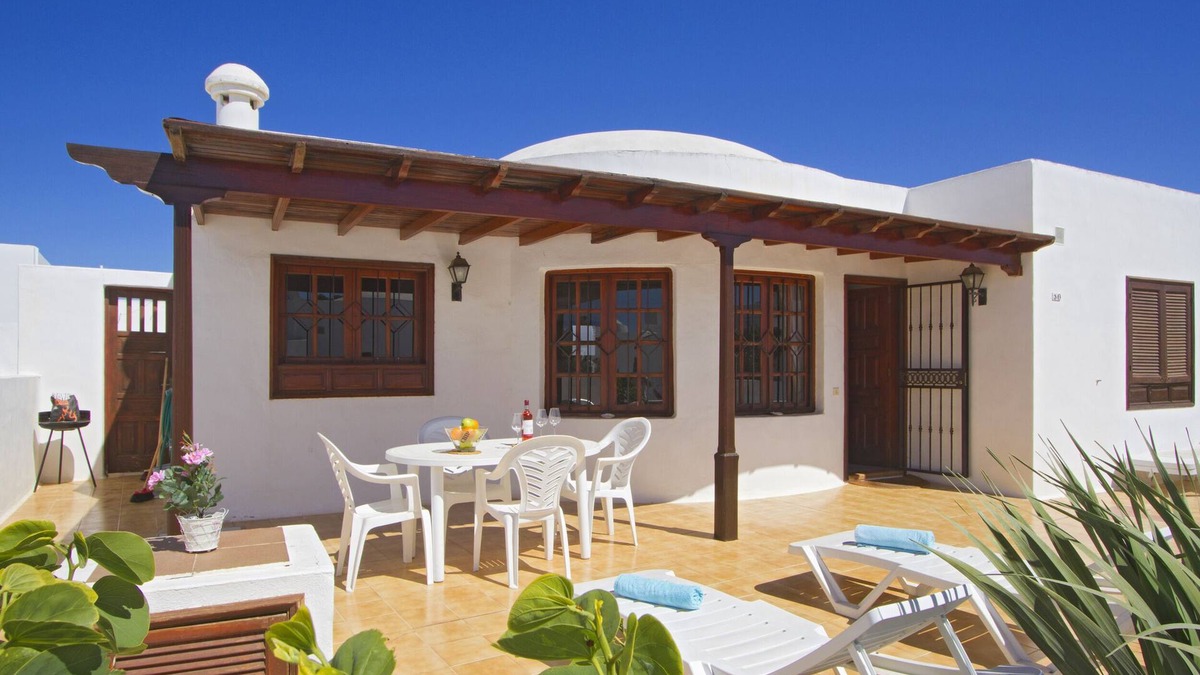 Los Pocillos Villa | The Villa is Superbly Located on a Small Complex