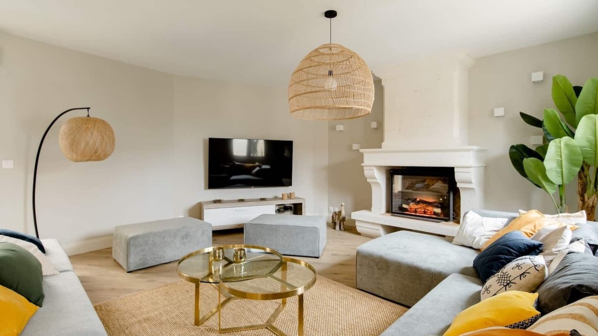 Angouleme Villa | The Villa L'Escale sumptuous contemporary house