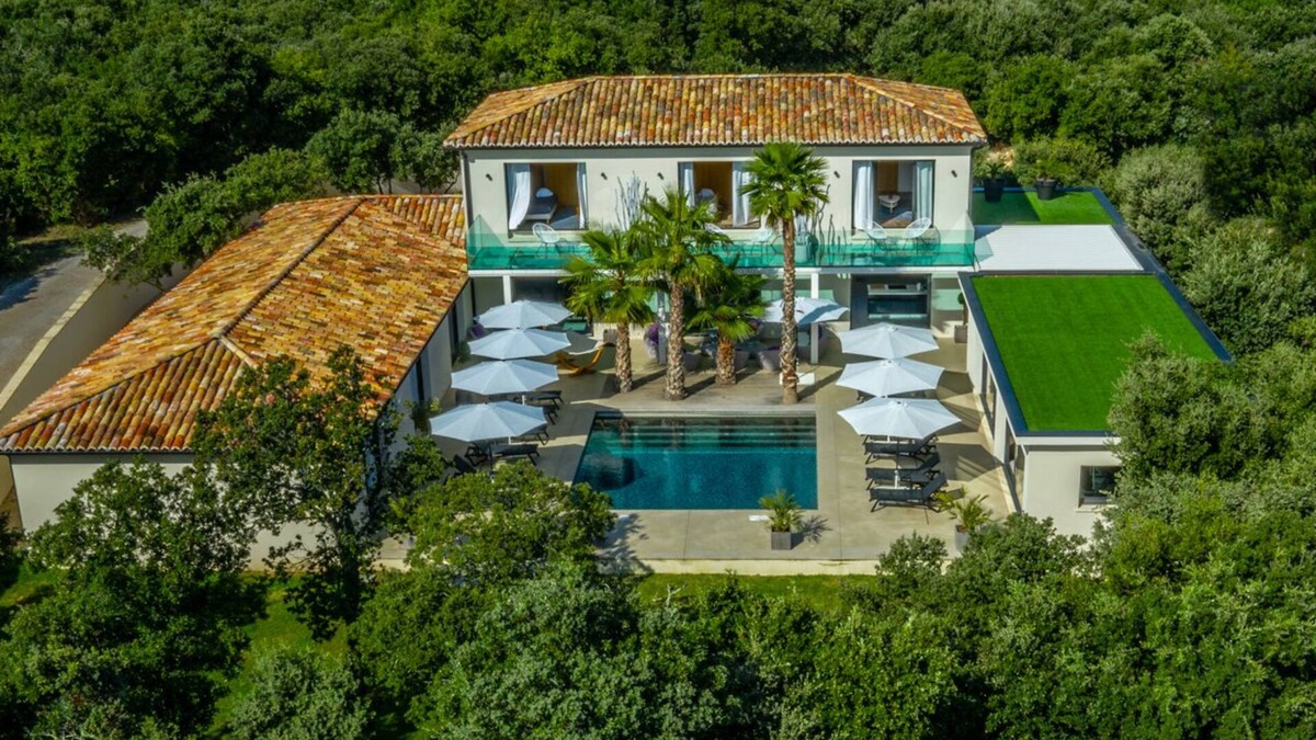 Chamaret Villa | The Villa of the Maison d'Ambrine 5 stars