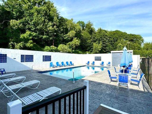 Gilford Apartment | The Village at Paugus Bay Condo!