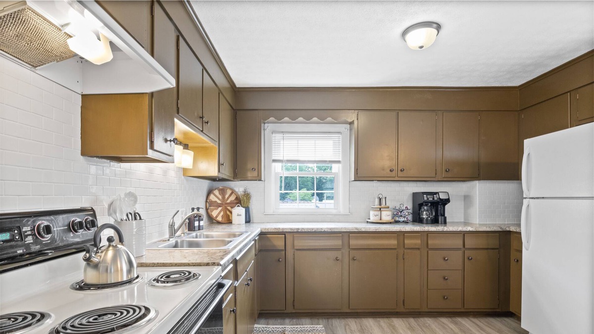 Palmyra Apartment | The Village Loft: A Walkable Stay in Palmyra