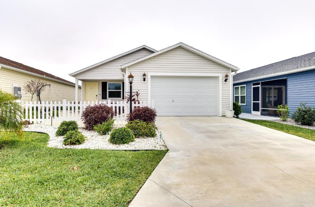 Wildwood House | The Villages Home with Golf Cart and Community Pools!