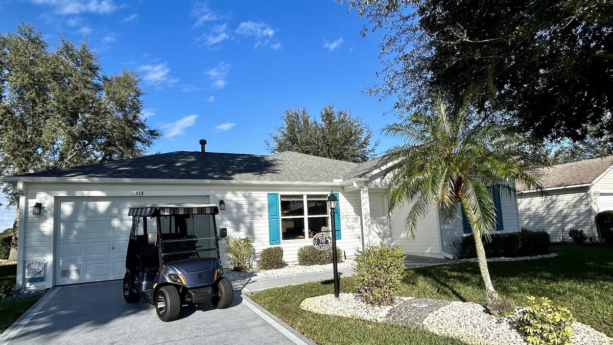 Lynnhaven House | * π΄The Villages- Living Good Ranch Home - GOLF CART, Lake Sumter Landing π΄ *