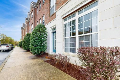 Villages of Five Points House | The Villages of Five Points - 17405 N Village Main Blvd