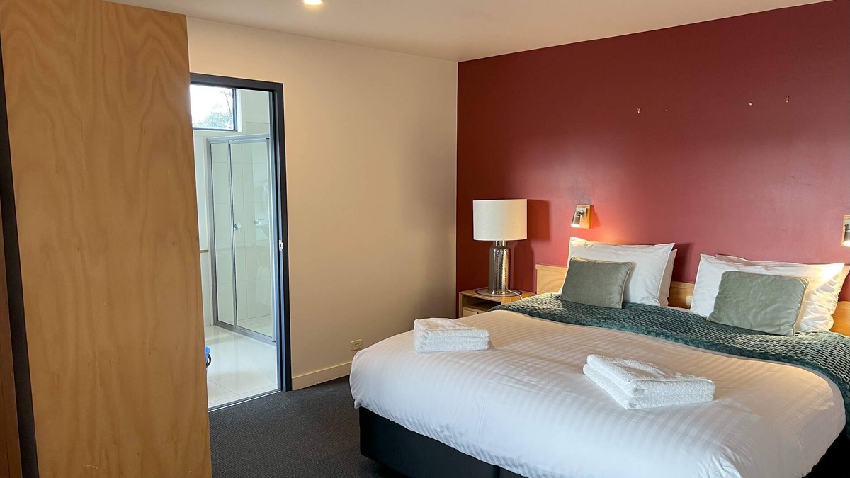 Grindelwald Apartment | The Vineyard Vista at Tamar Ridge Apartments