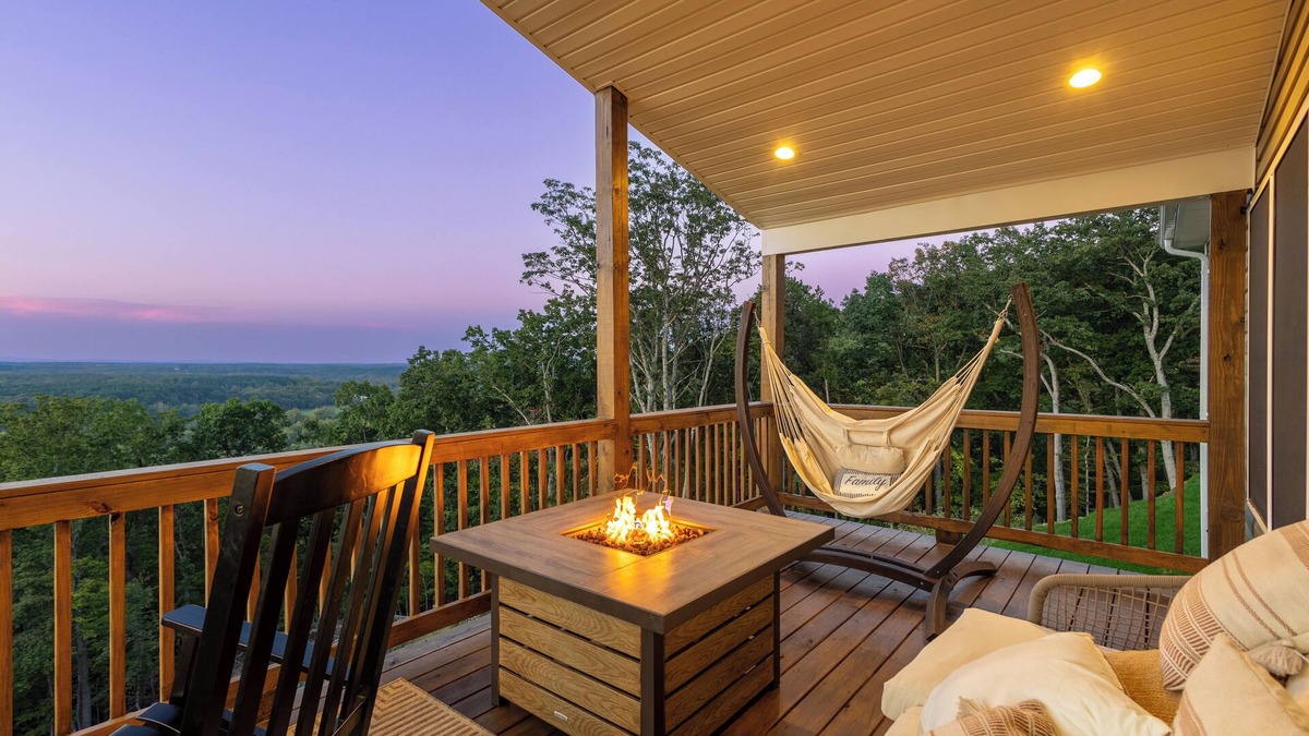 Front Royal Cottage | The Vue - Mountain top hot tub overlooking the Shenandoah River