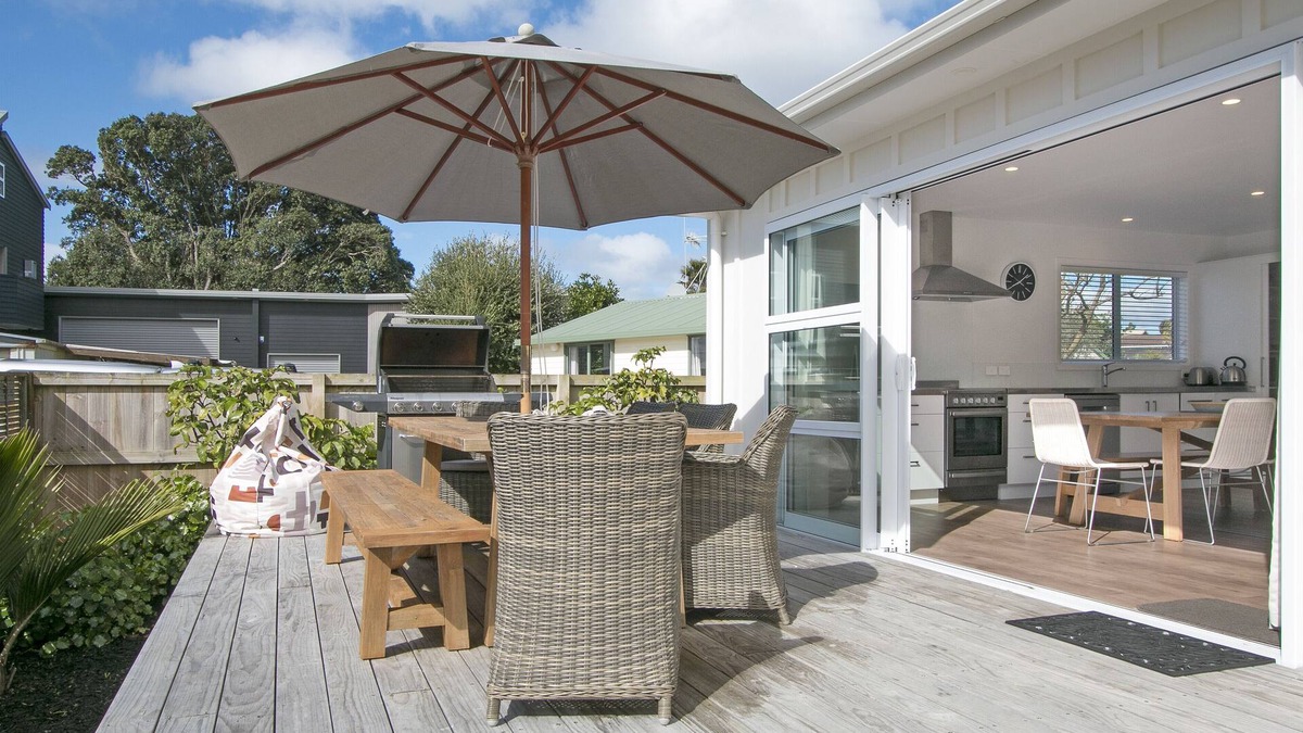 Waihi Beach Cottage | The Waihi Beach House - Waihi Beach Holiday Home