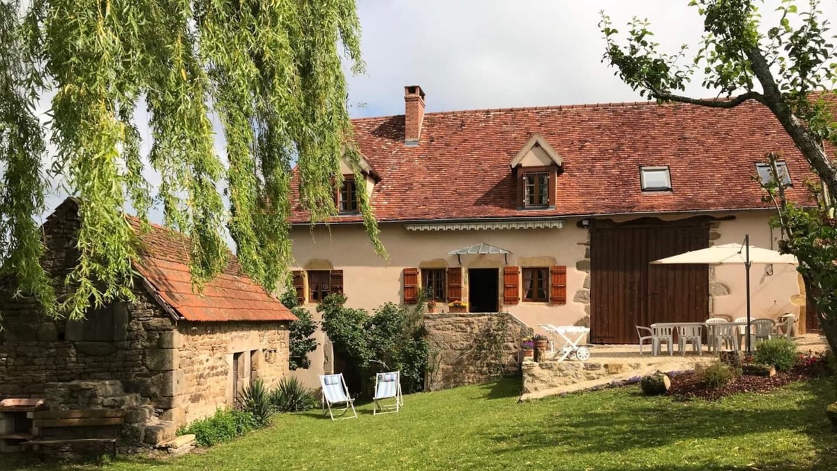 Oye House | The Wall - OYE - Cottage