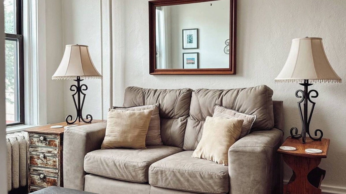Champaign Apartment | The Walnut: 1-Bedroom 2nd floor apartment in Downtown Champaign