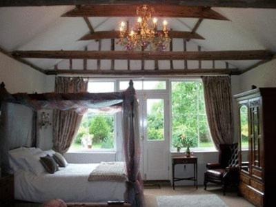 Thistley Green House | The Walnuts Country House