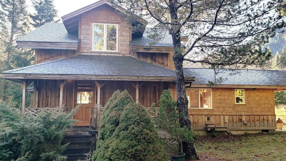 Port Angeles House | The Wapiti Rose, Your Gateway To Adventure On The Olympic Peninsula