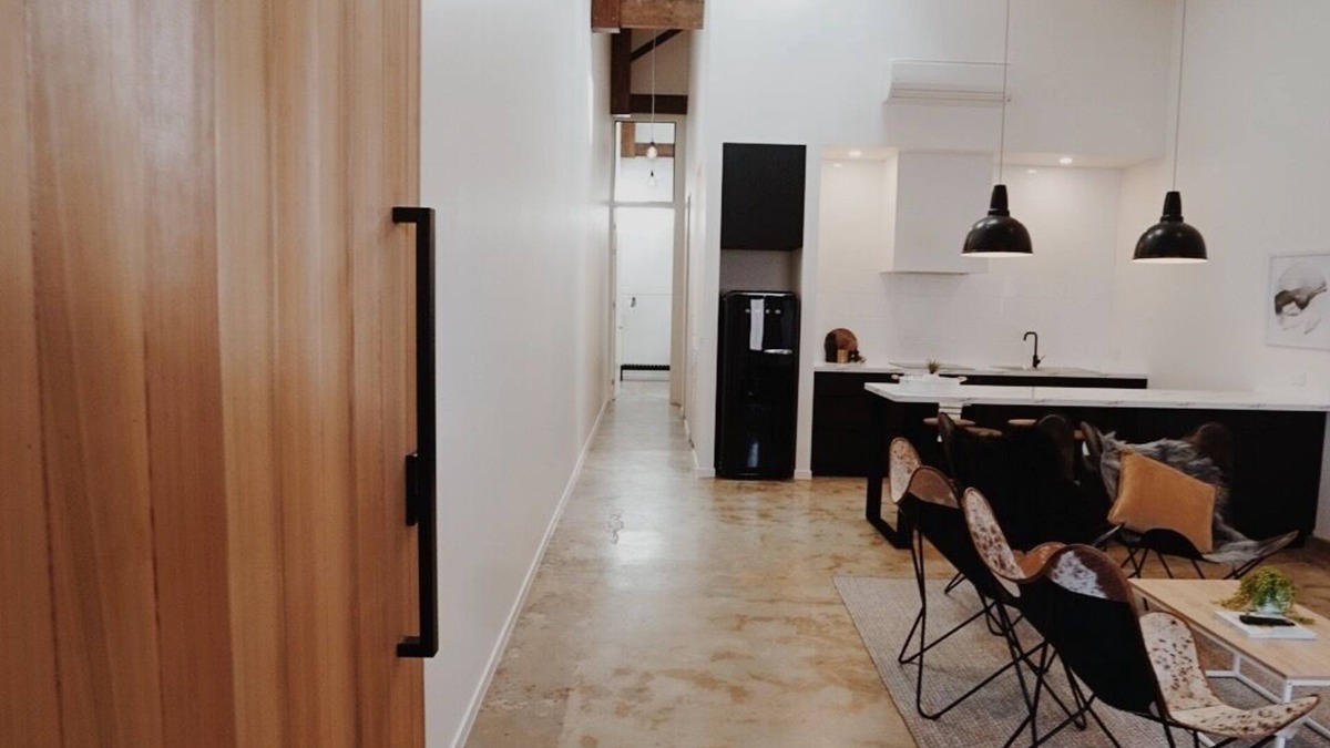 Geelong Apartment | The Warehouse Apt2 - Geelong CBD