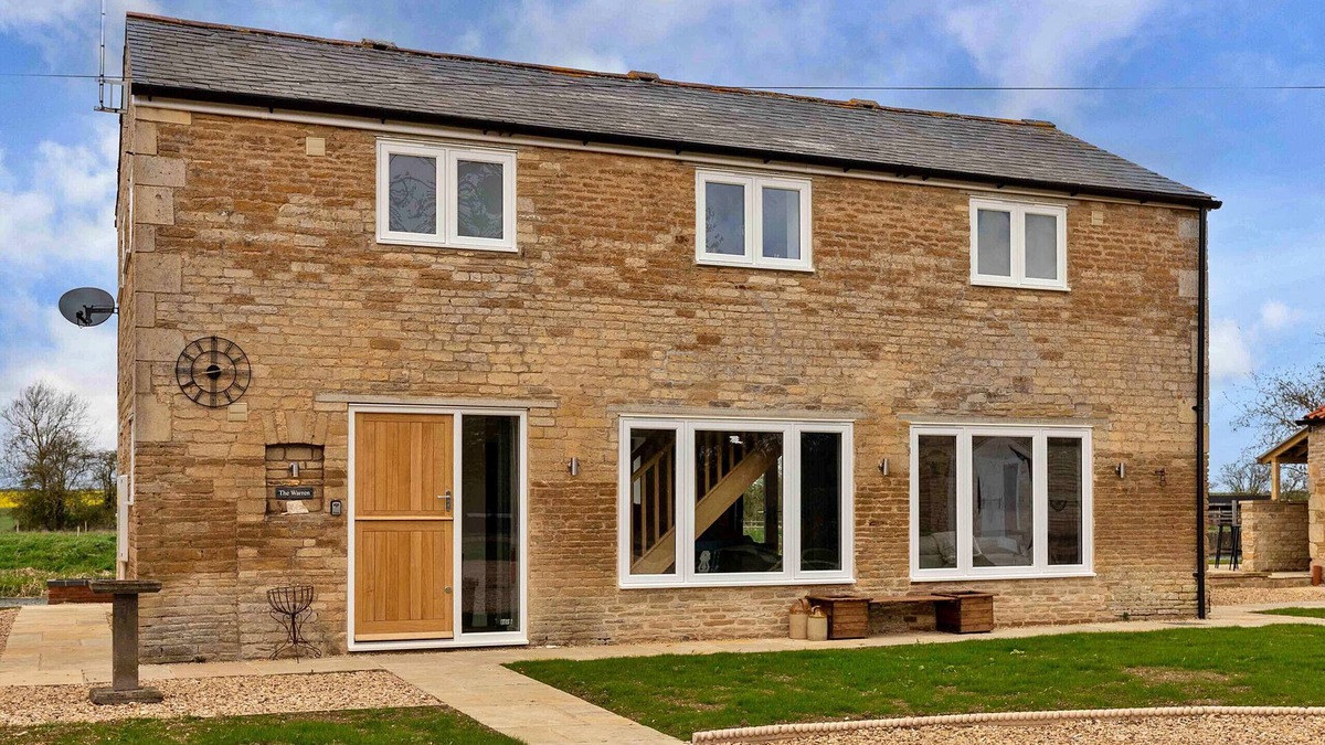 Thurlby Ski Chalet | The Warren