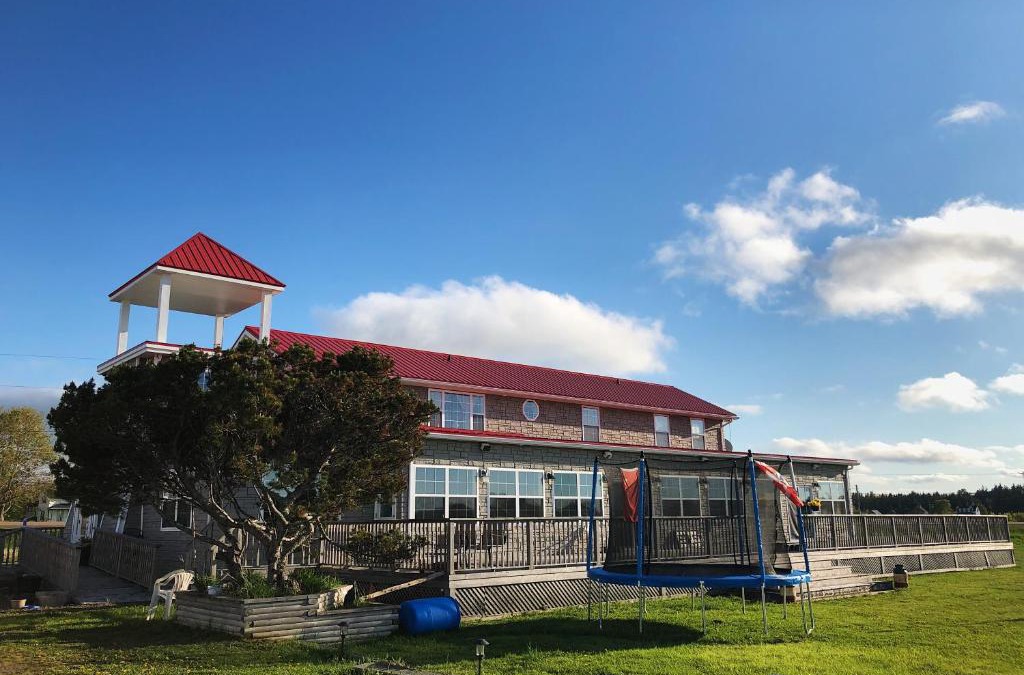 Grand Barachois Hotel | The Waterfront Motel