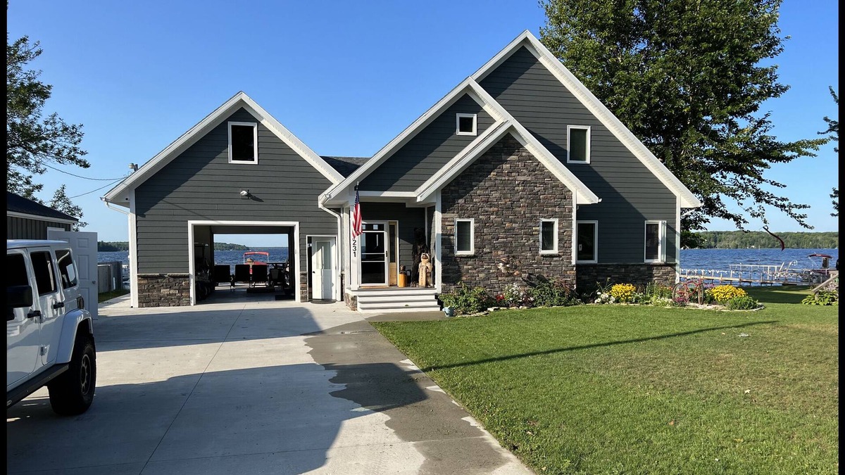 Curtis House | The Water’s Edge - Curtis, MI