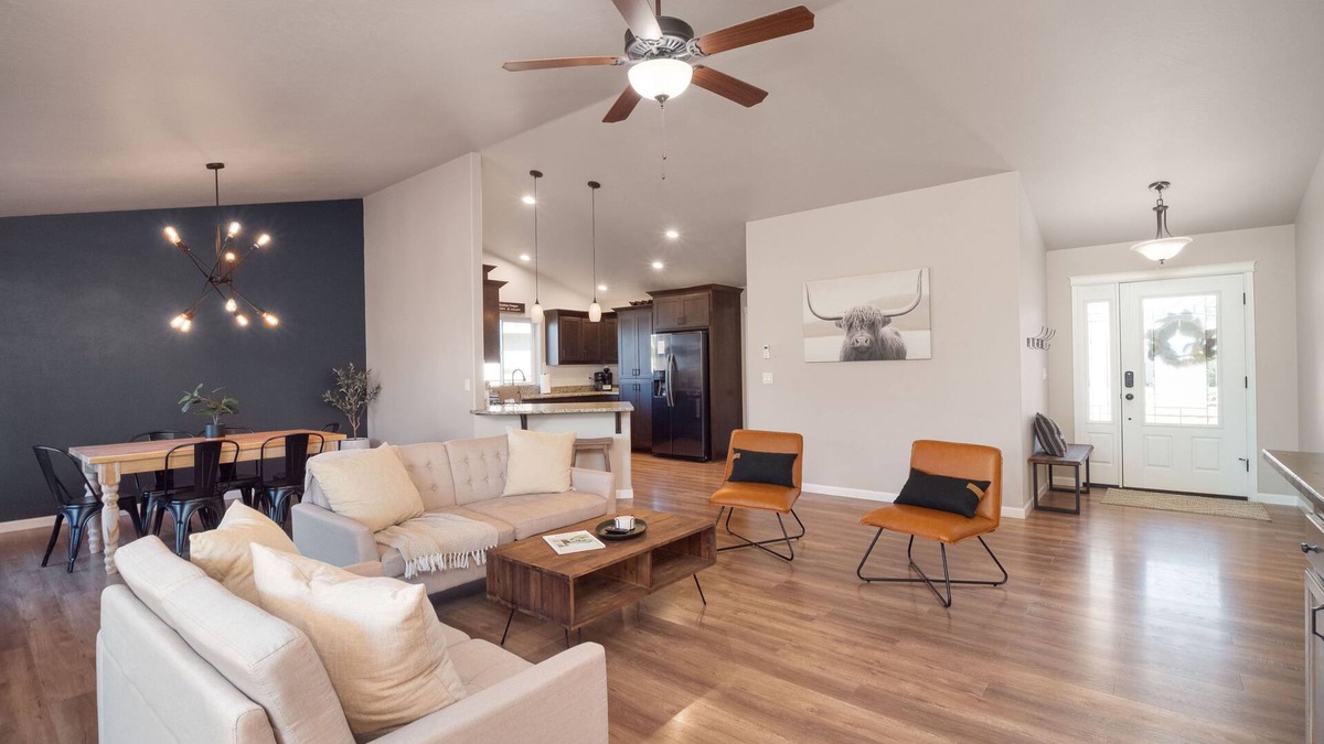 Winston House | The Watusi Place - A Modern Umpqua Valley Getaway