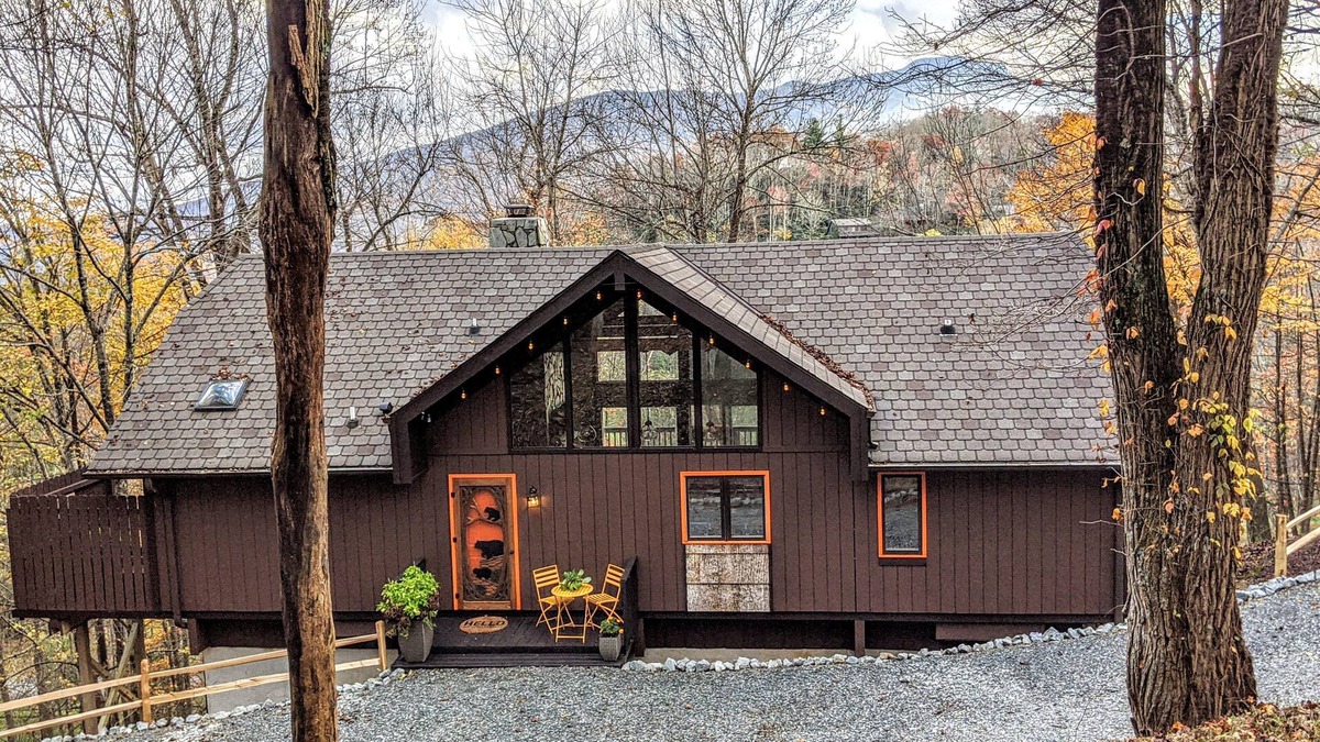 Seven Devils Cabin | THE WEEKENDER: A Boutique Mountain Retreat
