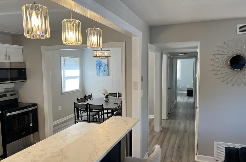 Winston - Salem House | The Welcoming Winston 3BR Cozy Home & Pool Table