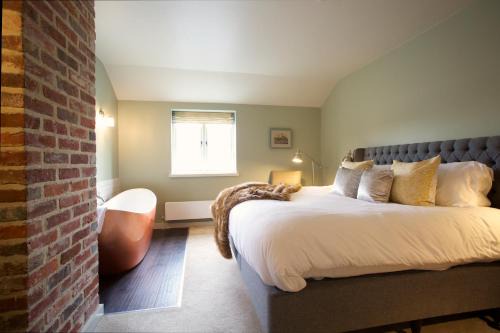 Byworth Bed & Breakfast | The Welldiggers Arms
