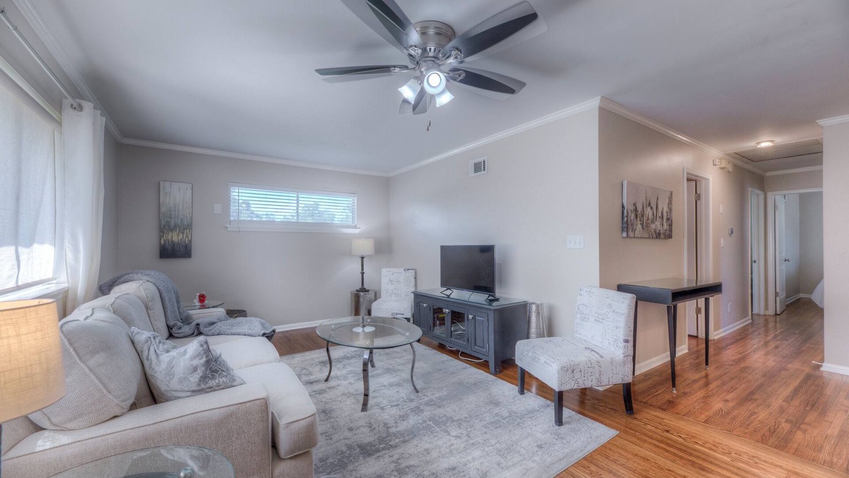 Tulsa House | The West Edge