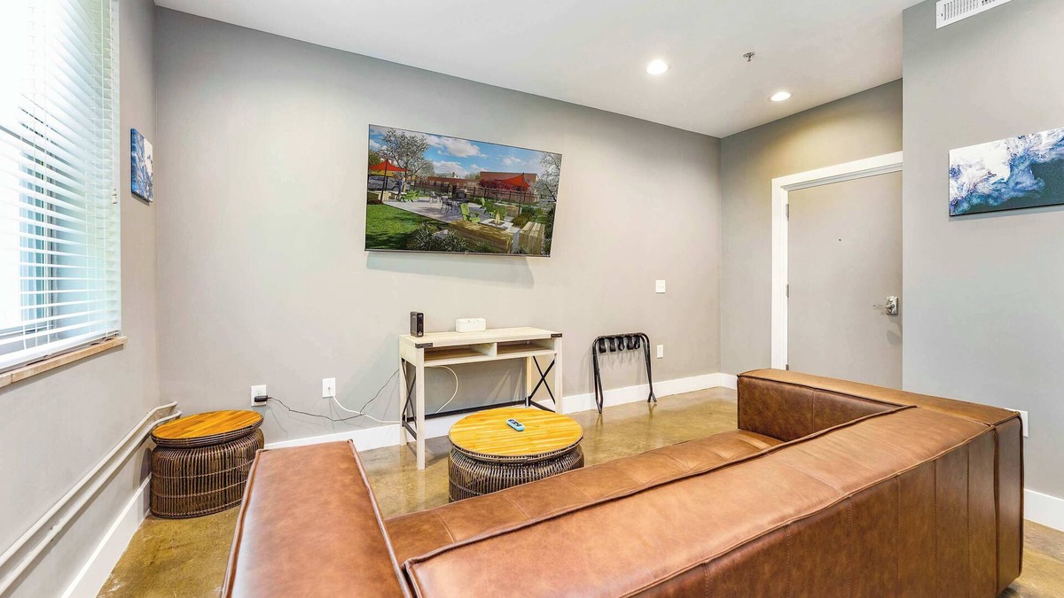 Roanoke Apartment | The West End Flats Su