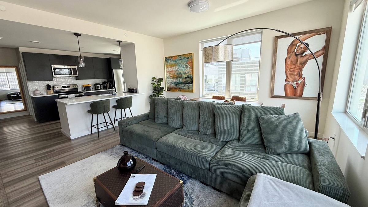 White Plains Apartment | The Westchester Experience. Free parking!