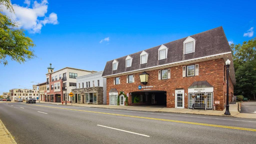 Westfield Hotel | The Westfield Inn, BW Signature Collection