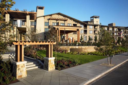 Downtown Napa Hotel | The Westin Verasa Napa