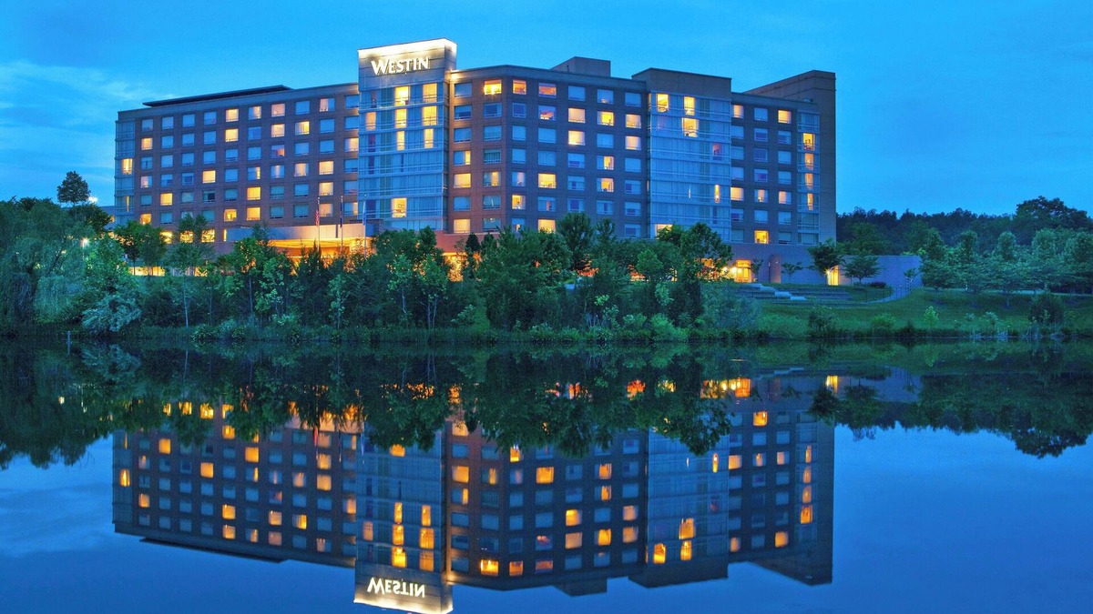 Herndon Hotel | The Westin Washington Dulles Airport