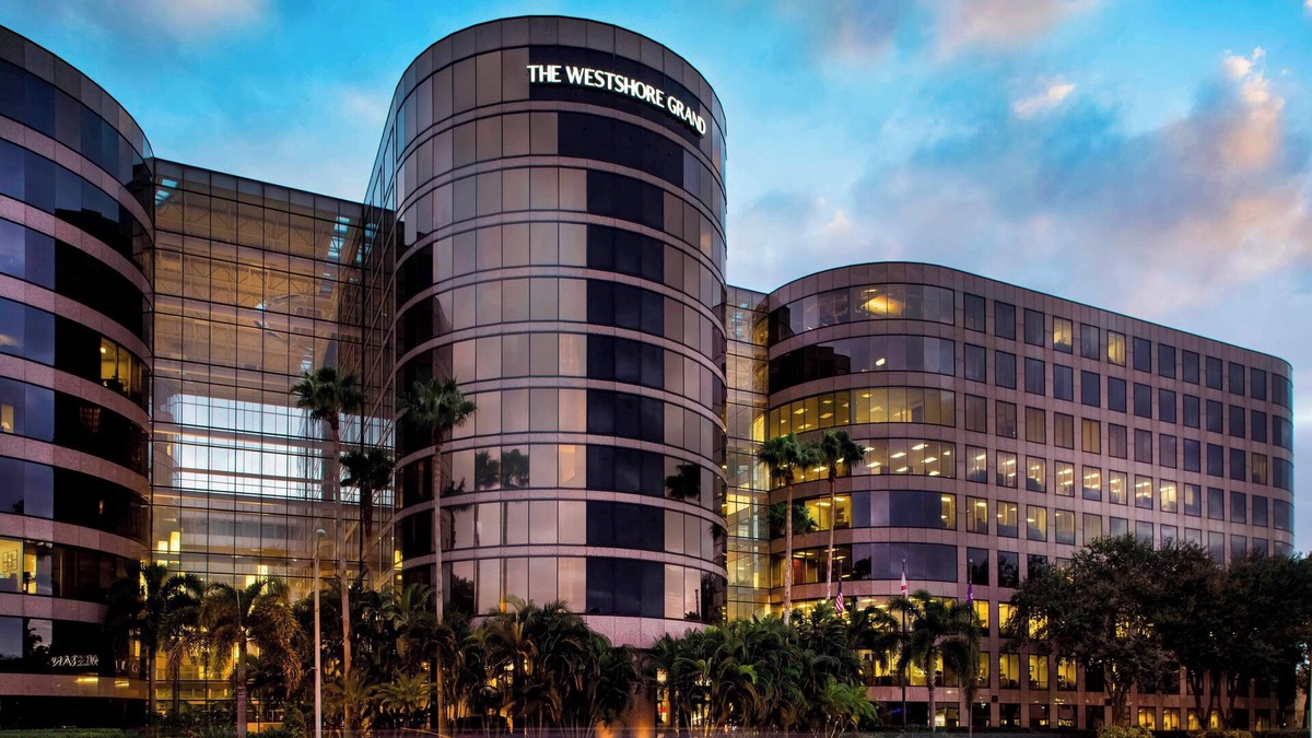 Beach Park Hotel | The Westshore Grand, A Tribute Portfolio Hotel, Tampa
