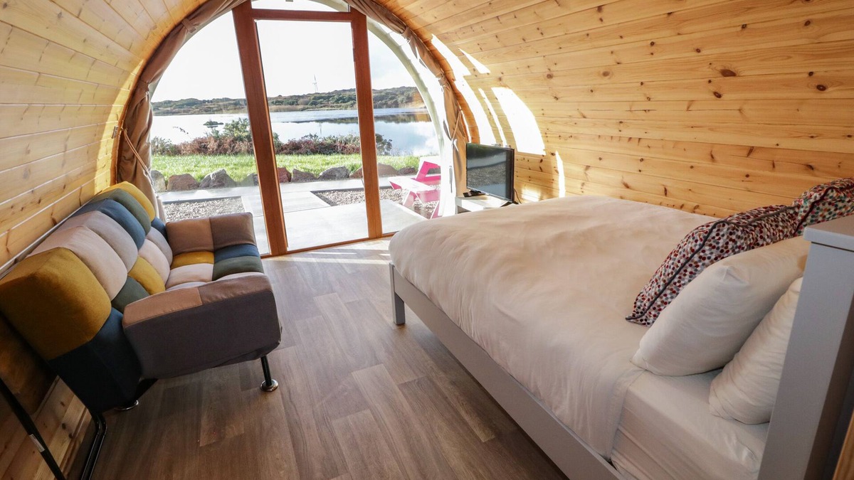Burtonport Cottage | The Wheelhouse Pod No. 7