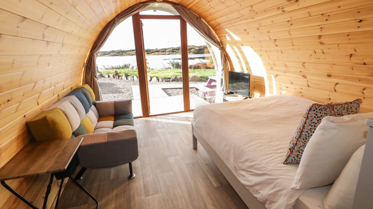 Burtonport Cottage | The Wheelhouse Pod No. 9