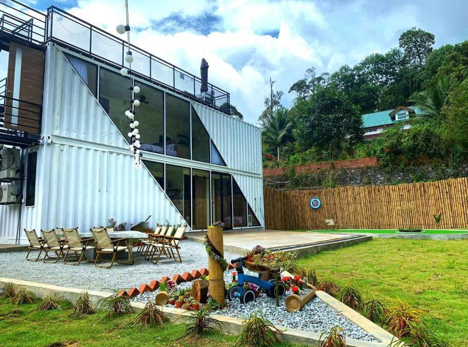 Bukit Tinggi Villa | The White Box Villa - Genting Highland Foot Area