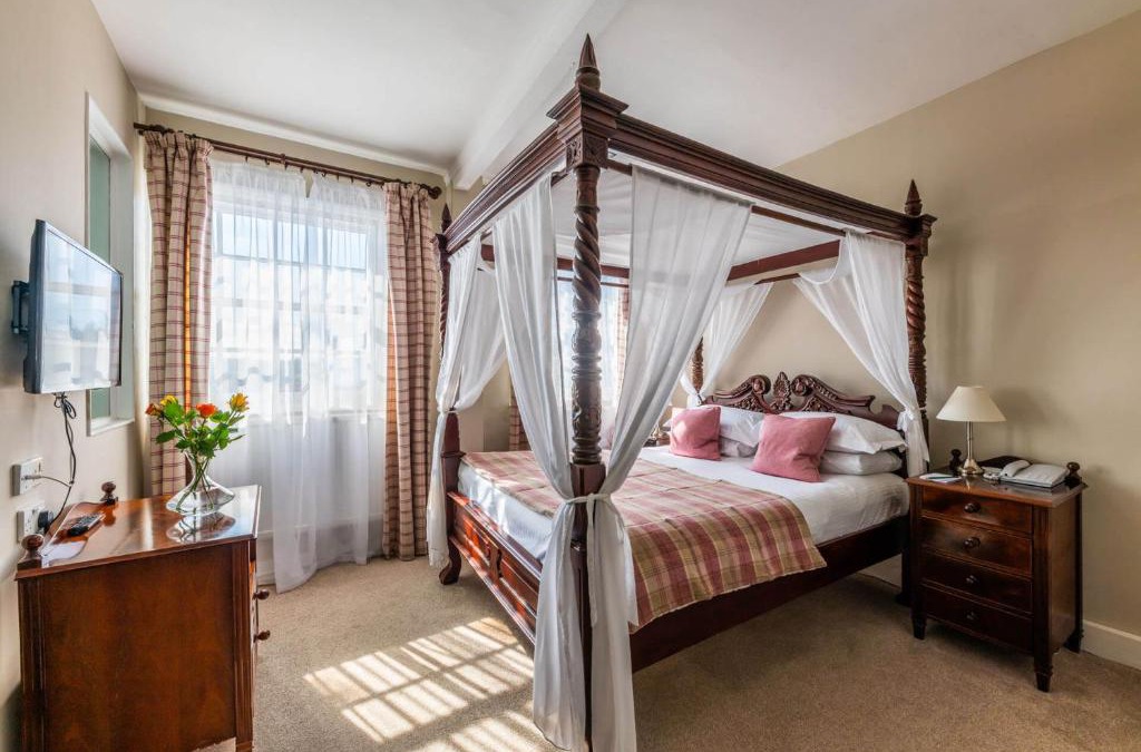 Moretonhampstead Hotel | The White Hart Hotel