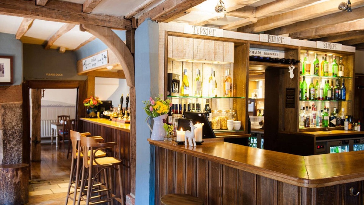 South Harting Hotel | The White Hart, South Harting