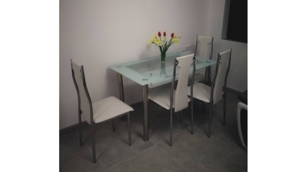 Popovo Apartment | The White house ( apartment) Modern and private