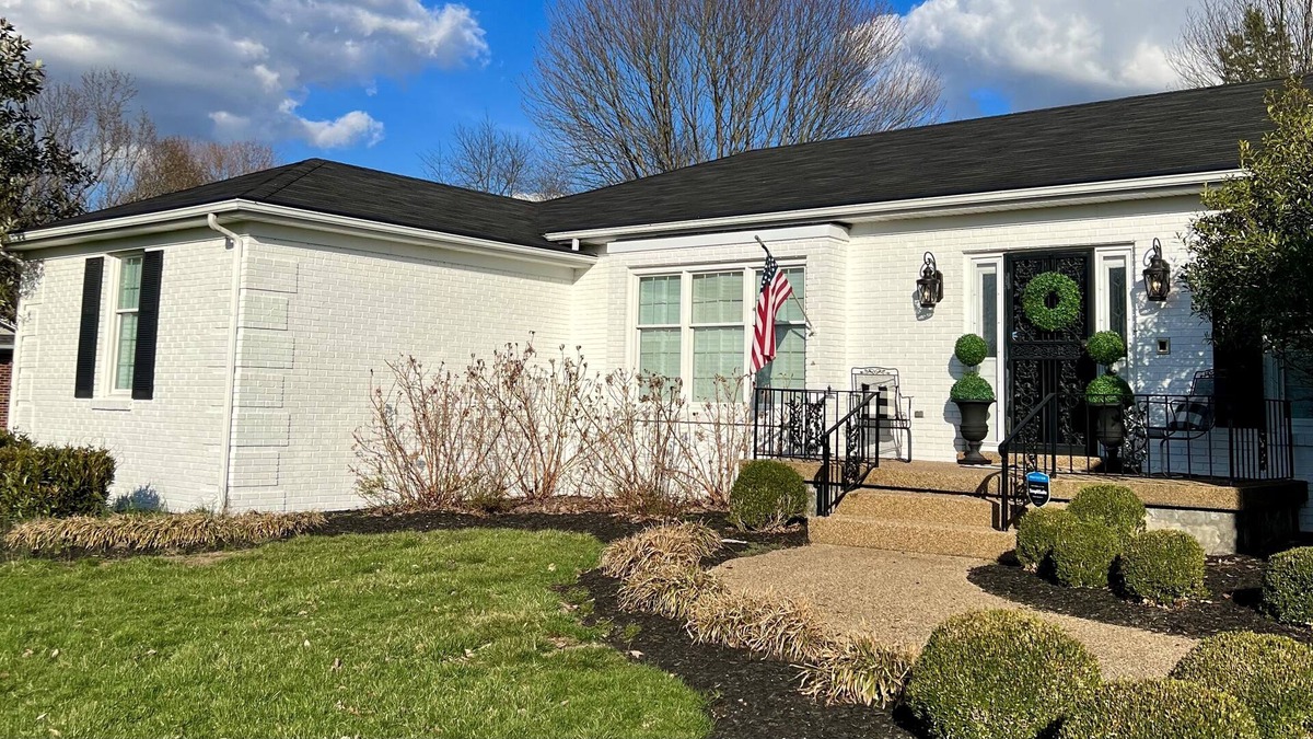 Nicholasville House | The “White House” in the Bluegrass