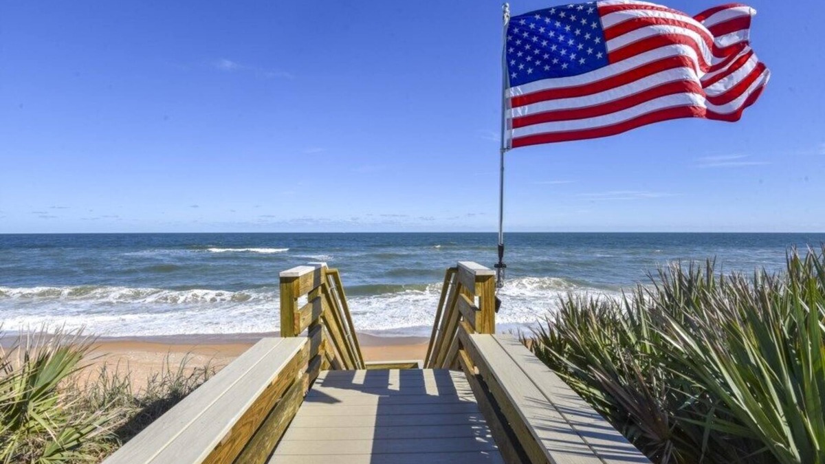 Painters Hill Apartment | The White House on Flagler Beach - Unit 11