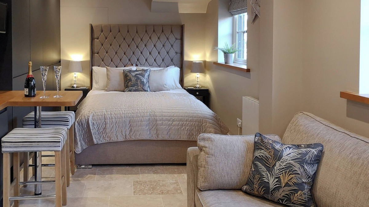 Worthing Cottage | The White House Studio