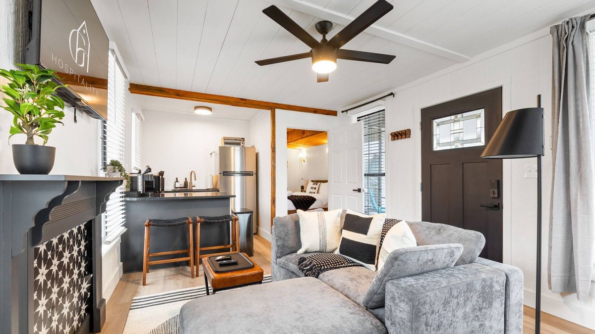 Creola Cabin | The White Lantern + Hot Tub l Fire Pit